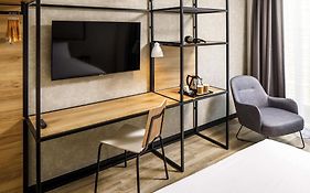 Ibis Nova Serrana